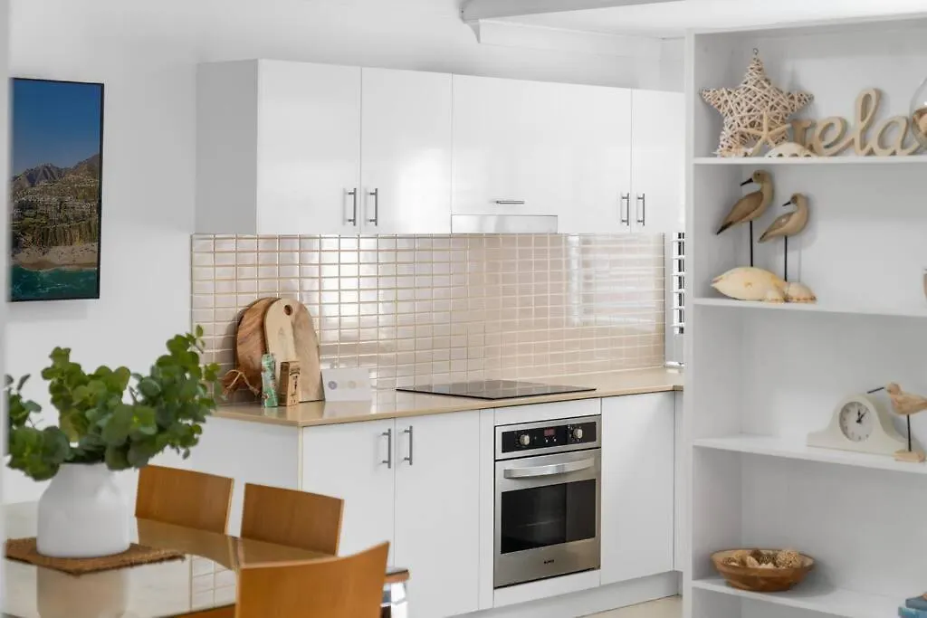 Apartment Tides On Noosa Pde - Across From River Walk To Noosa Main Beach