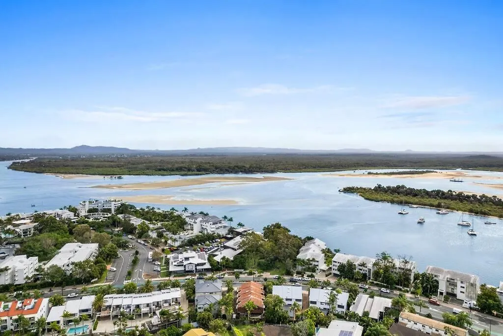 Apartment Tides On Noosa Pde - Across From River Walk To Noosa Main Beach